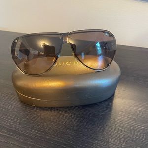 Gucci aviator sunglasses